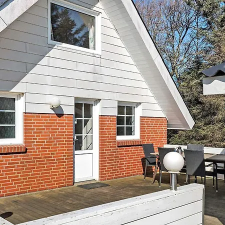 6 Person Holiday In Ringk Bing Holiday home Sondervig